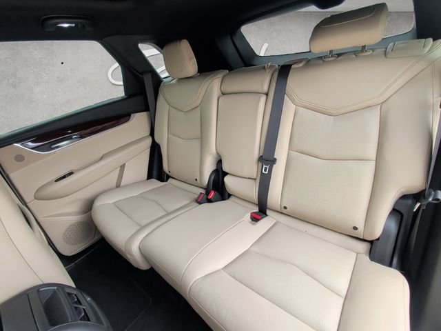 Used 2017 Cadillac XT5 Luxury w/ Driver Awareness Package image 22