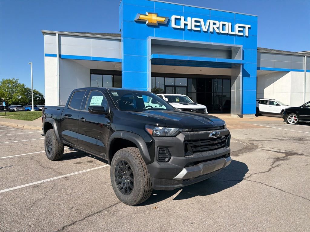 New 2026 Chevrolet Colorado Trail Boss AWD/4WD image 1
