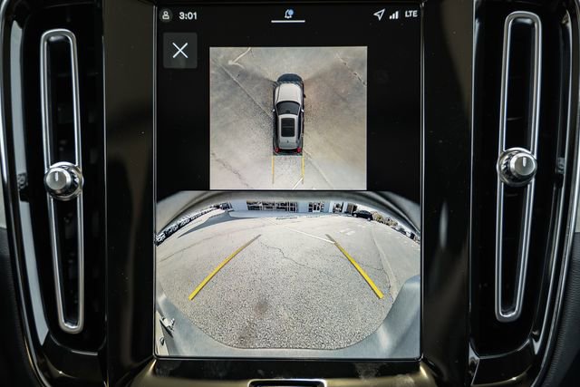 New 2026 Volvo XC40 B5 Plus w/ Climate Package image 44
