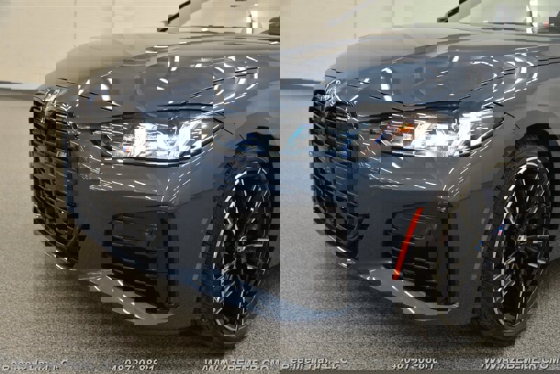 Used 2025 BMW M440i Convertible image 42