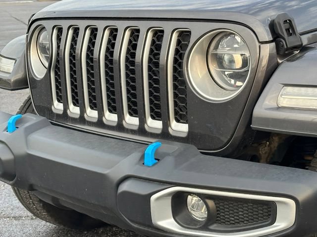 Used 2022 Jeep Wrangler Unlimited Sahara w/ Cold Weather Group AWD/4WD image 6