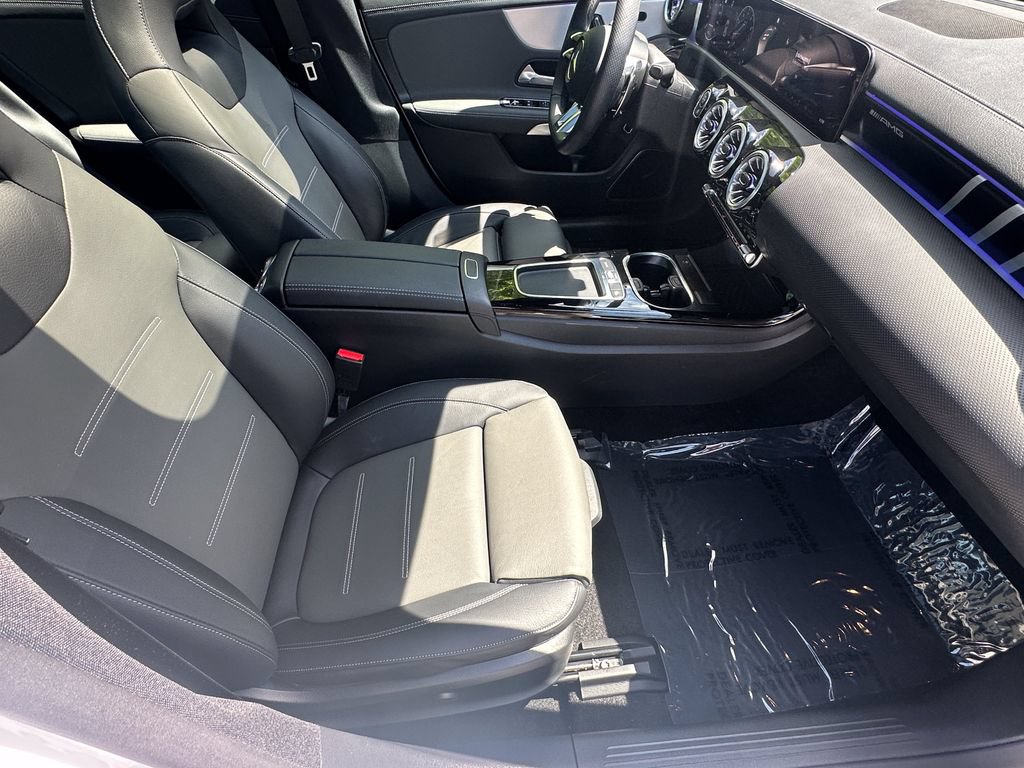 Certified 2025 Mercedes-Benz CLA 35 AMG 4MATIC image 15