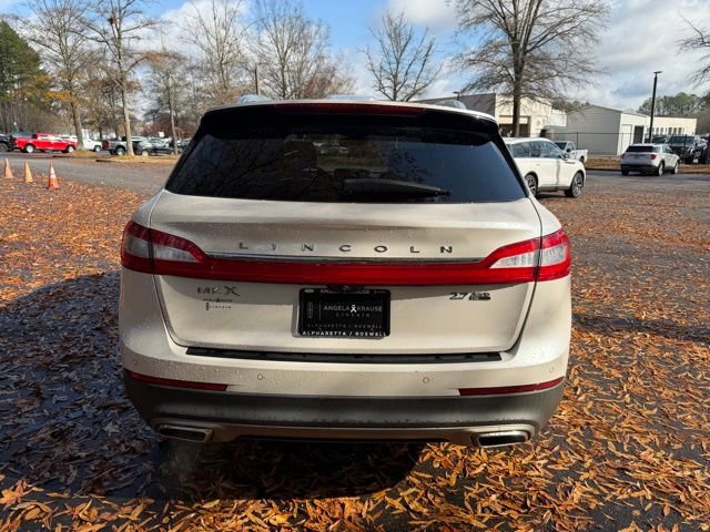 Used 2016 Lincoln MKX Reserve w/ Luxury Package image 19