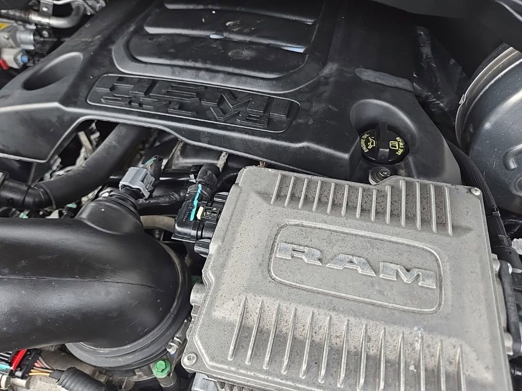 Used 2019 RAM 1500 Laramie AWD/4WD image 56