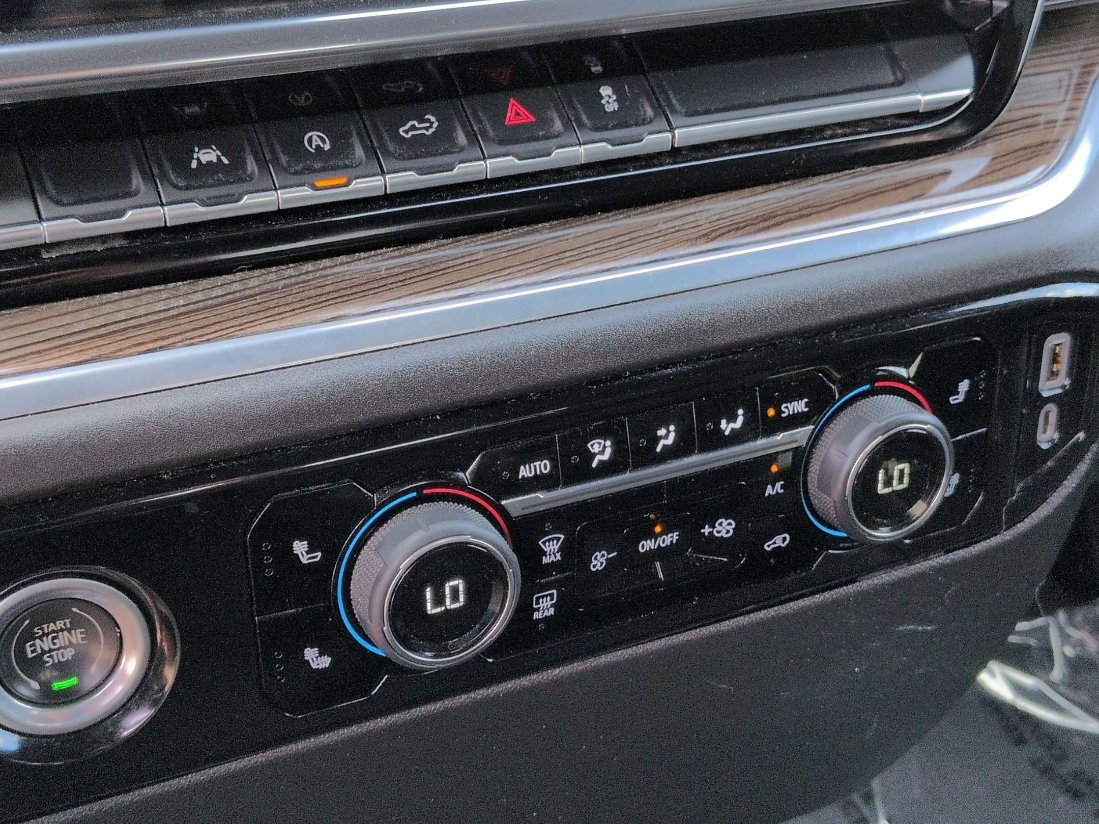 Used 2022 Chevrolet Silverado 1500 LT image 25