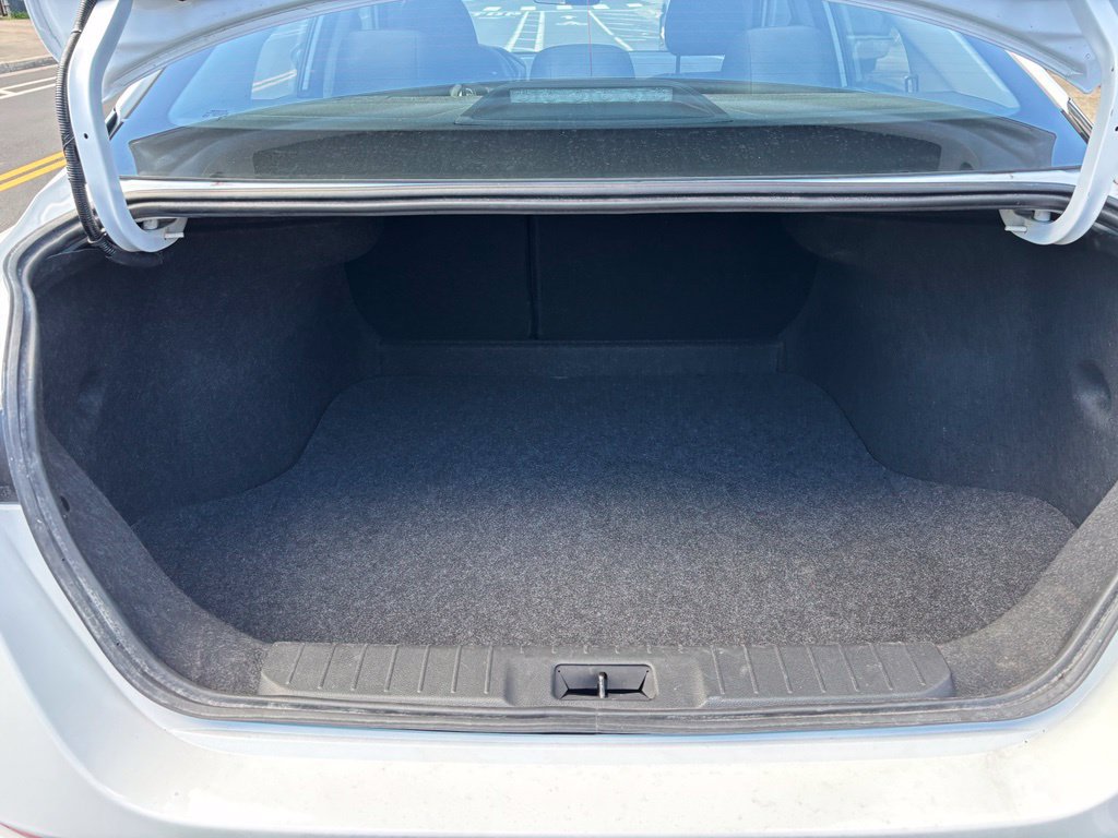 Used 2025 Nissan Sentra SV FWD image 13