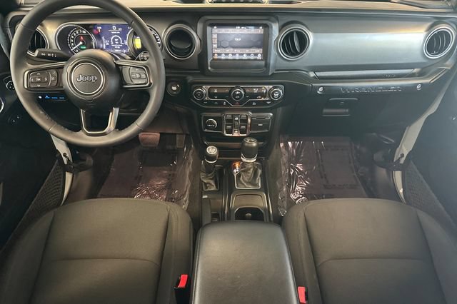 Used 2023 Jeep Wrangler Unlimited AWD/4WD image 15