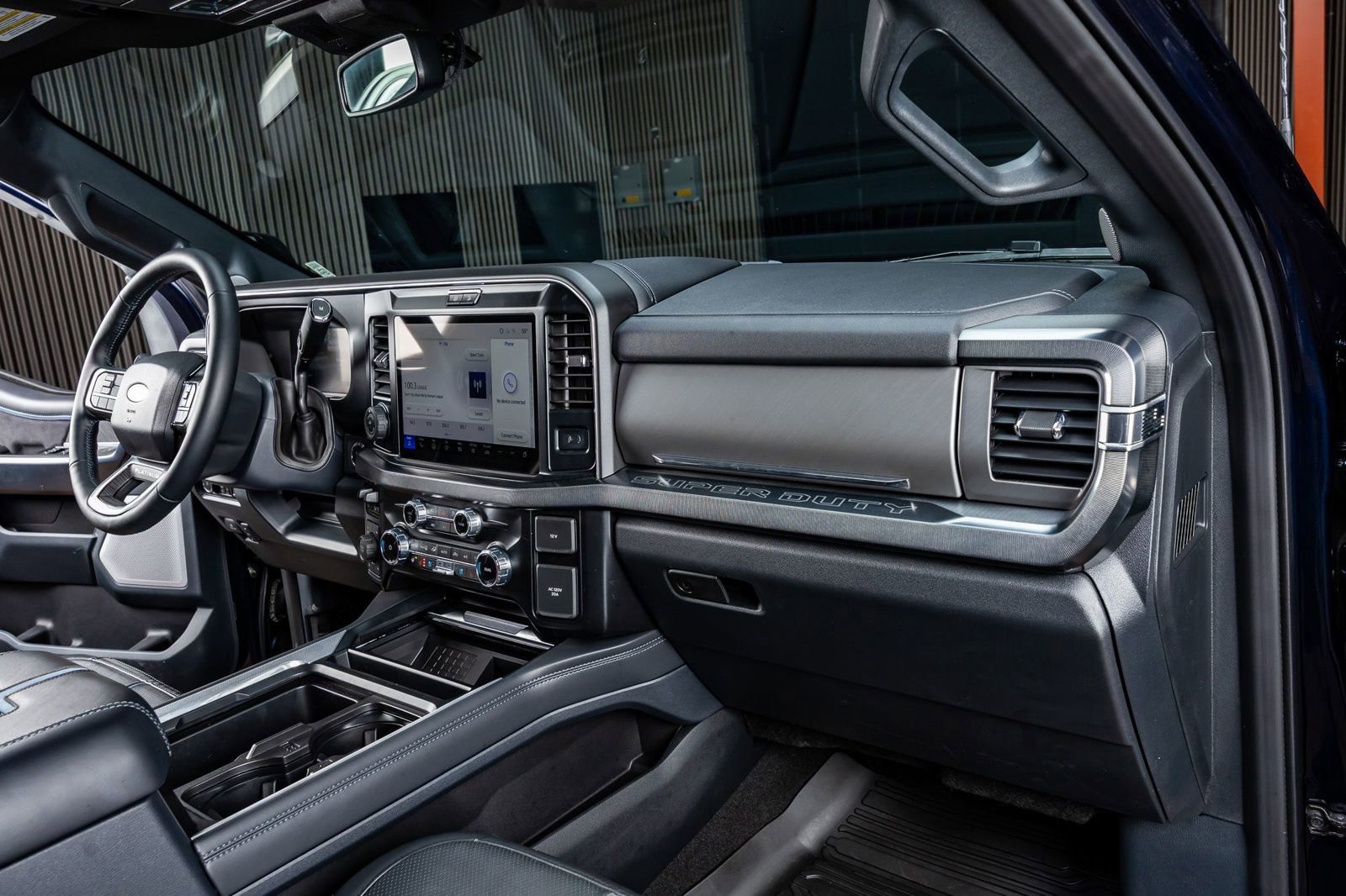 Used 2025 Ford F350 Platinum image 18