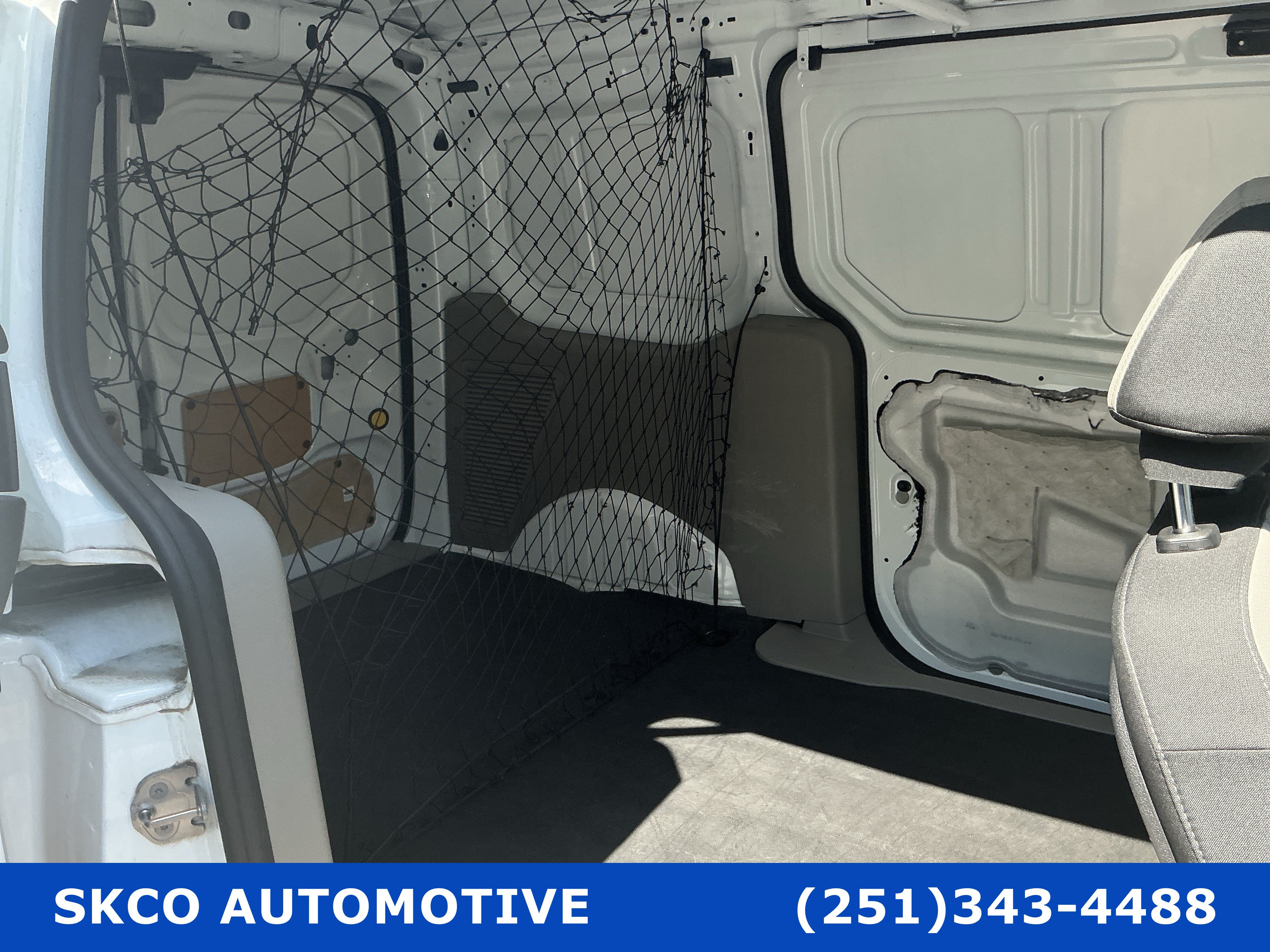 Used 2022 Ford Transit Connect XLT FWD image 14