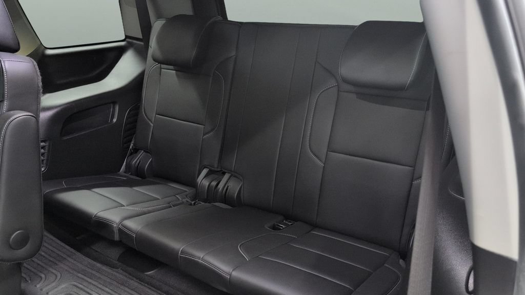 Used 2019 Chevrolet Tahoe LT w/ Luxury Package AWD/4WD image 21