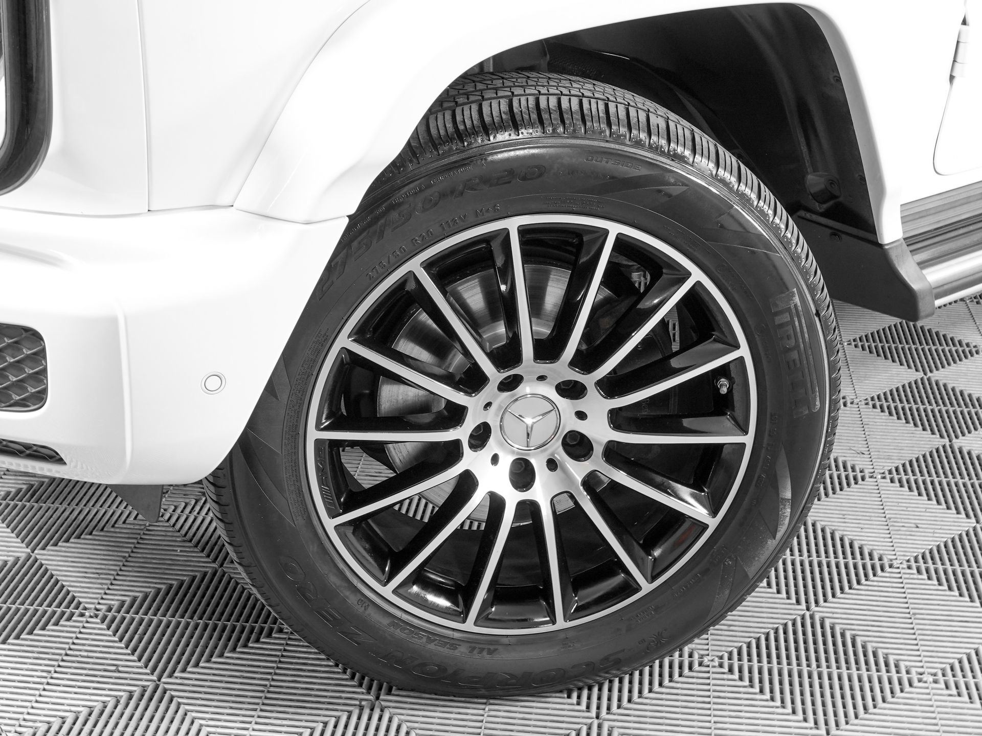 Used 2022 Mercedes-Benz G 550 w/ Exclusive Interior Package image 31