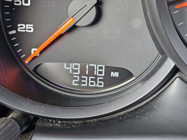 Used 2021 Porsche Macan S image 11