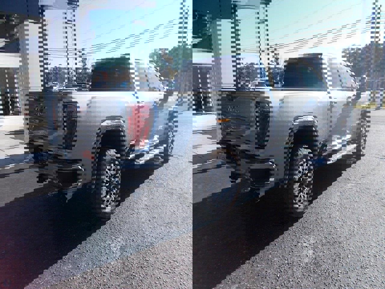 New 2026 GMC Sierra 2500 Denali w/ Denali Reserve Package image 3