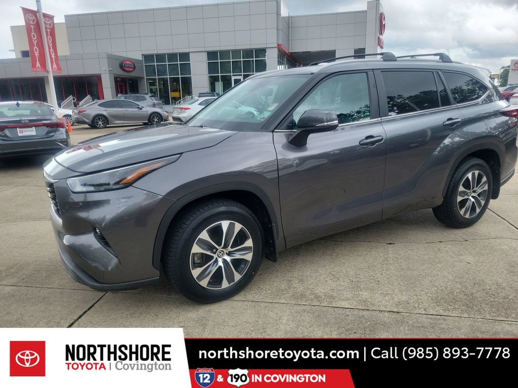 Used 2024 Toyota Highlander XLE