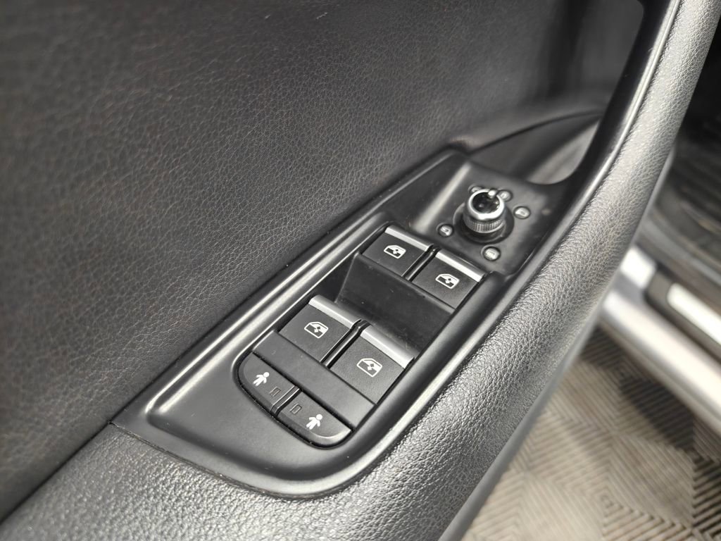 Used 2019 Audi Q7 3.0T Premium Plus w/ Premium Plus Package AWD/4WD image 39