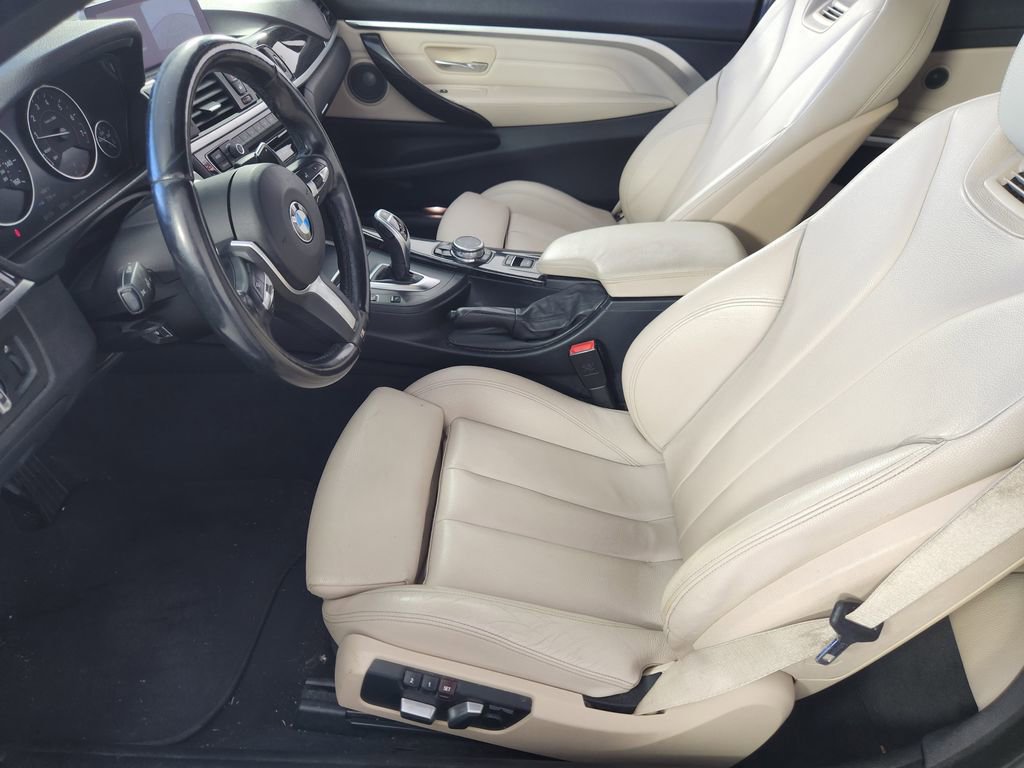 Used 2017 BMW 430i Convertible image 14