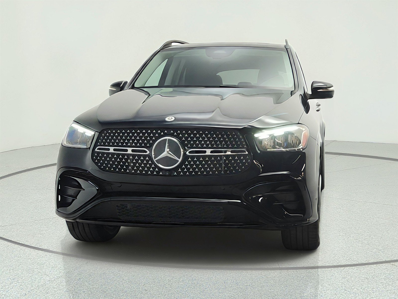 Used 2024 Mercedes-Benz GLE 350 4MATIC image 2