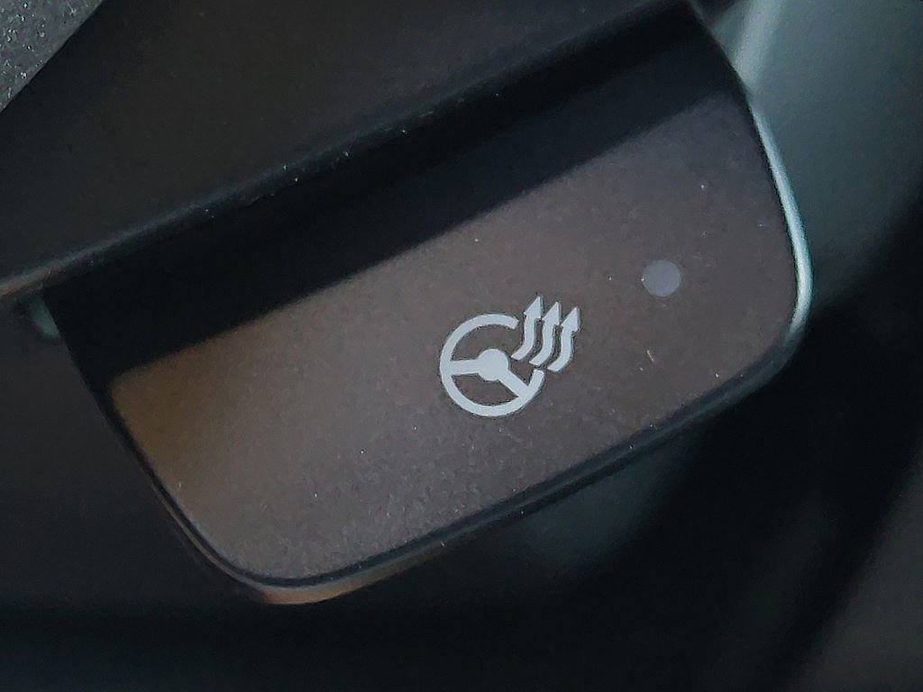 Certified 2026 Subaru Ascent Limited image 18