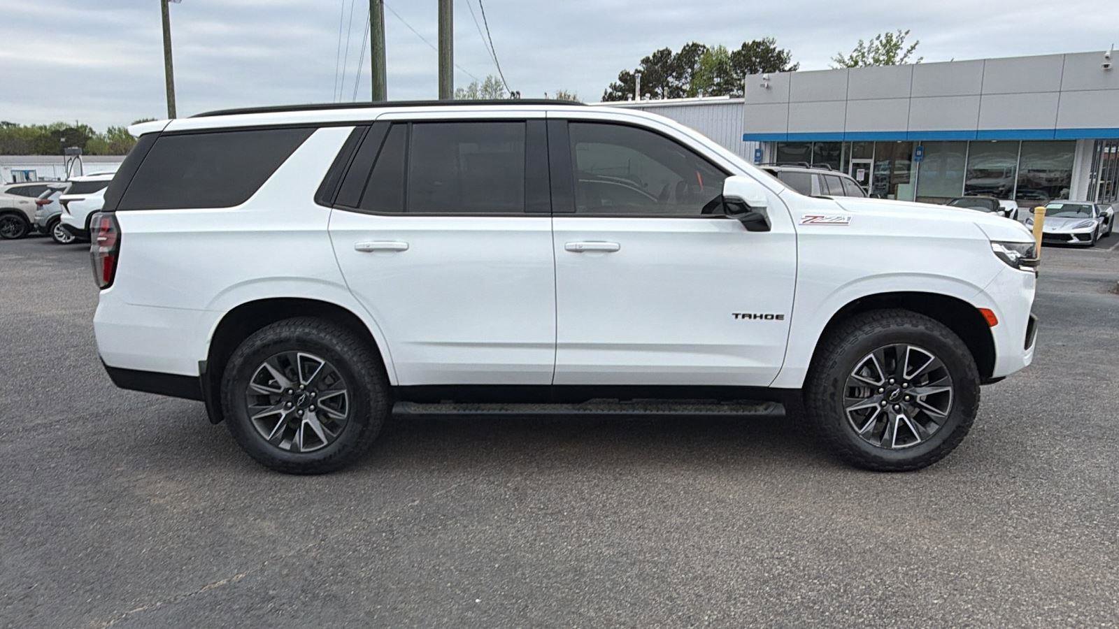 Used 2021 Chevrolet Tahoe Z71 w/ Luxury Package image 4