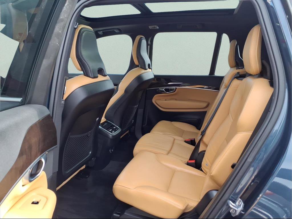 Used 2019 Volvo XC90 T6 Momentum w/ Advanced Package image 9