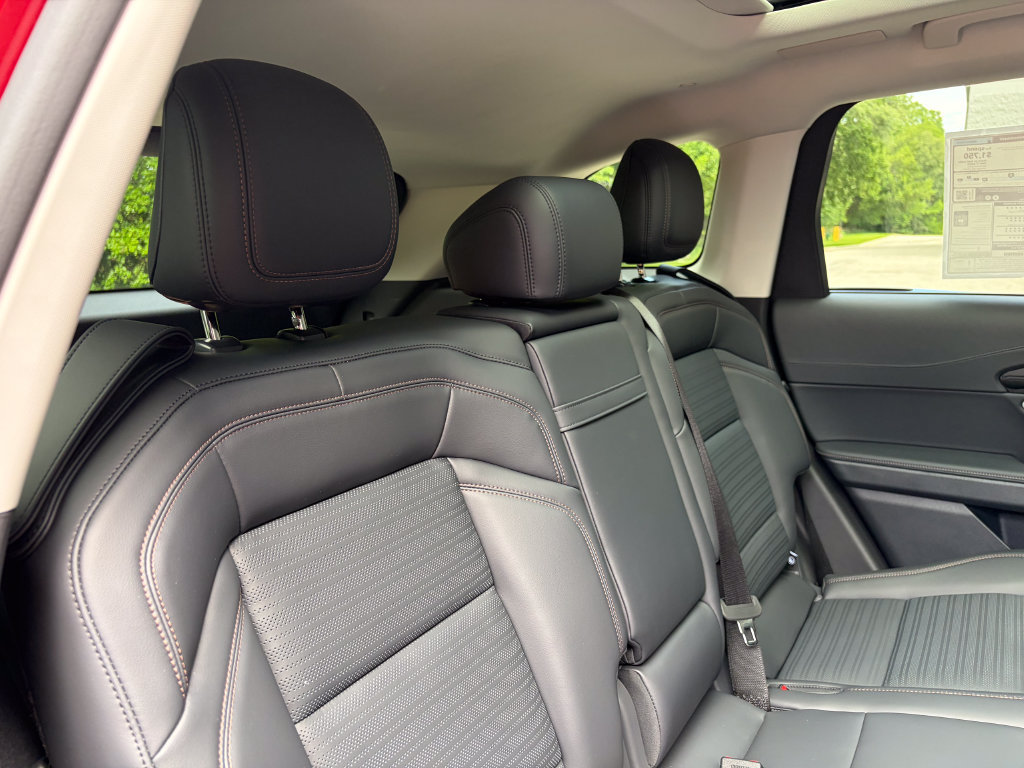 New 2026 Lincoln Nautilus Reserve AWD/4WD image 26