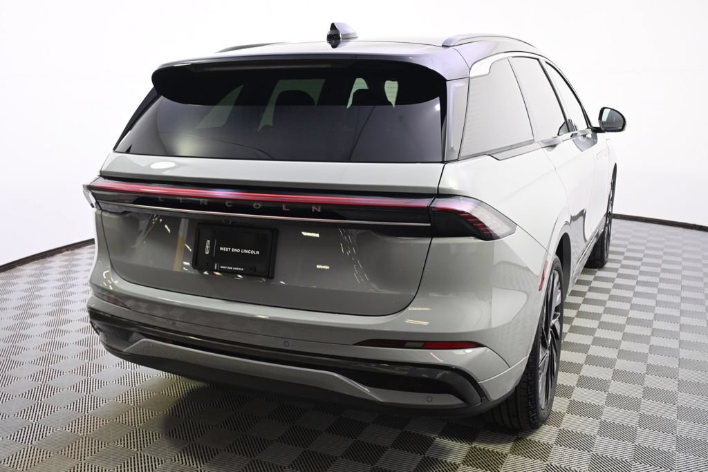 New 2026 Lincoln Nautilus Black Label w/ Jet Appearance Package AWD/4WD image 6