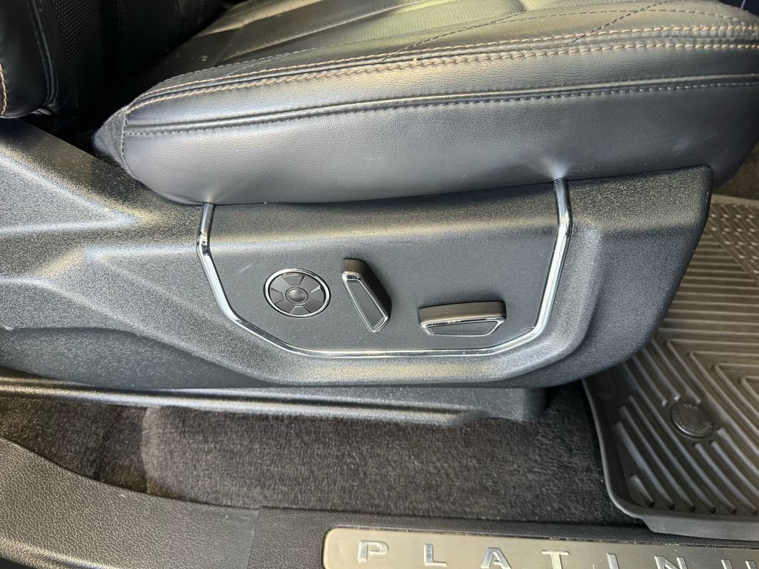 Used 2019 Ford Expedition Platinum AWD/4WD image 37