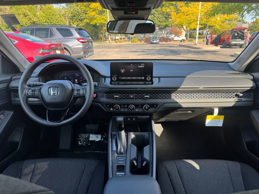 New 2025 Honda Accord SE image 5