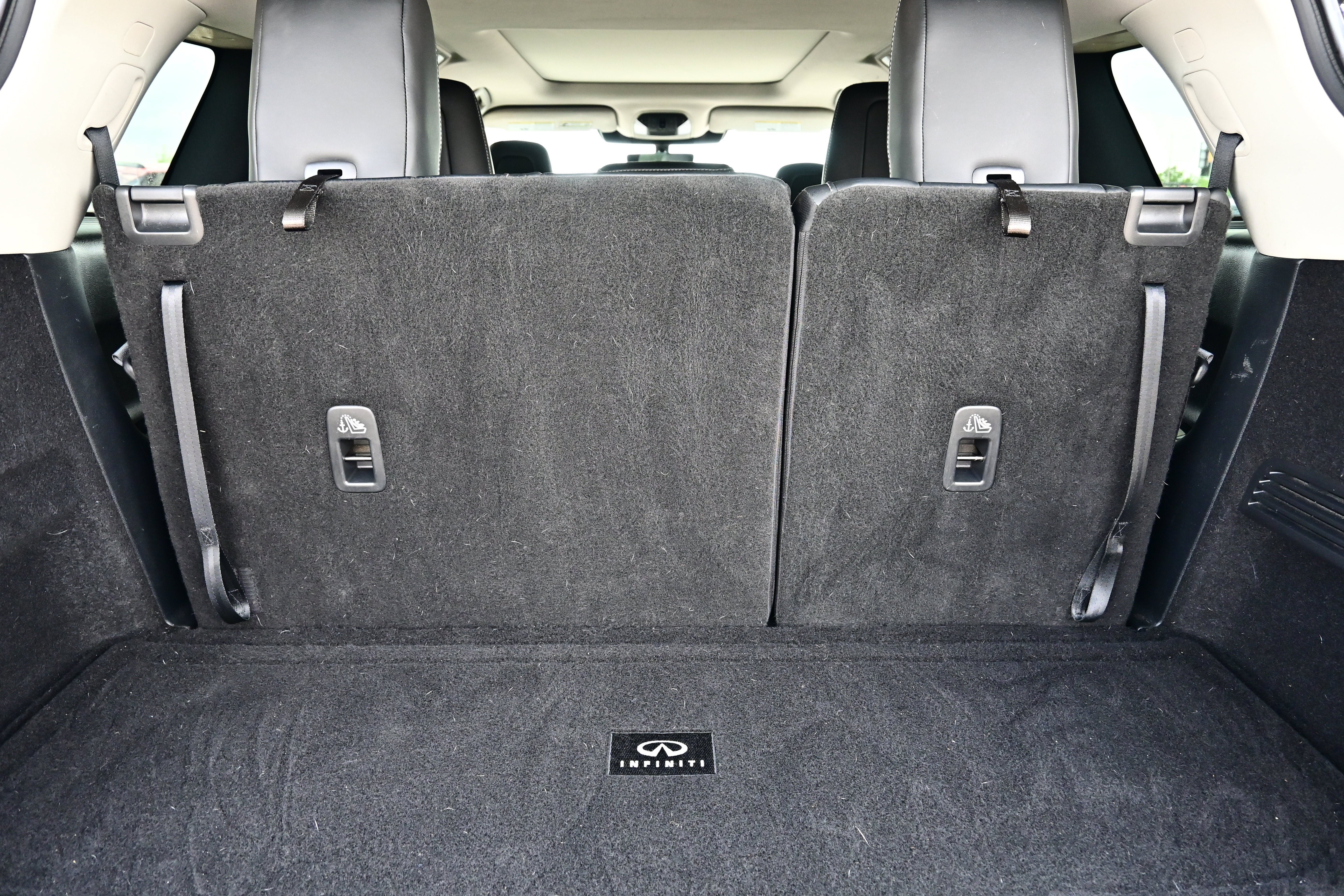 Used 2023 INFINITI QX60 Luxe w/ Cargo Package AWD/4WD image 12