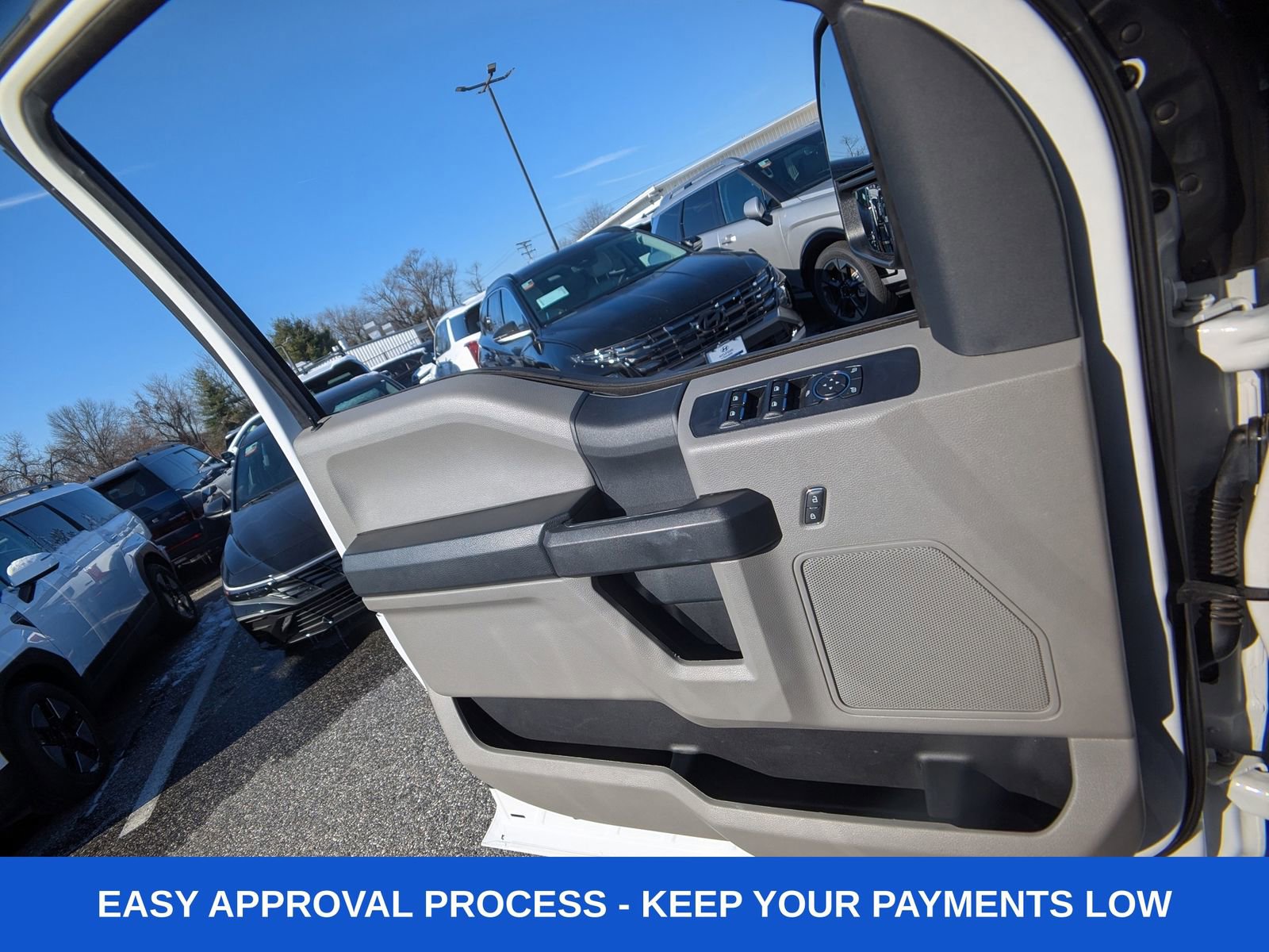 Used 2022 Ford F250 XL w/ Power Equipment Group image 30