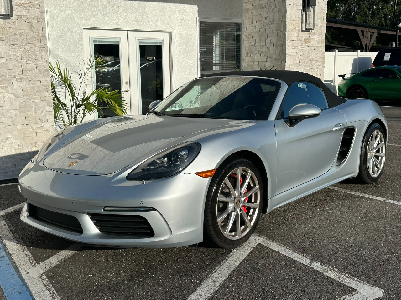 Used 2017 Porsche 718 Boxster S image 15