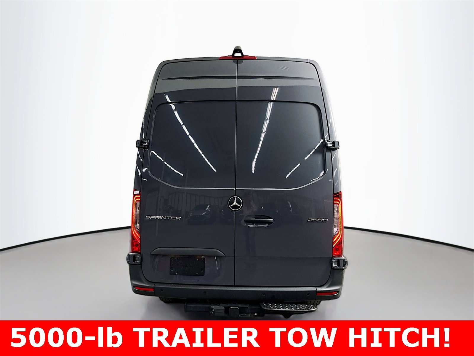 Used 2024 Mercedes-Benz Sprinter 2500 image 6