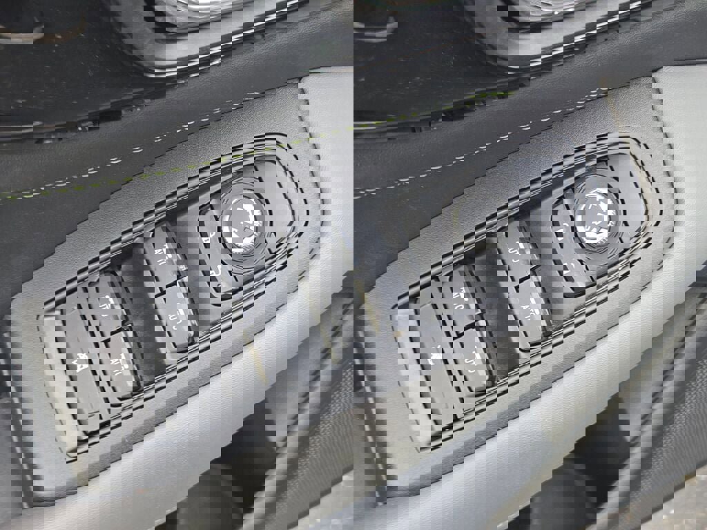 Used 2020 Subaru Outback Onyx Edition XT w/ Popular Package #2 image 19