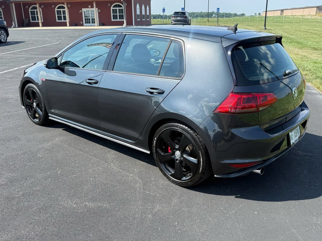Used 2015 Volkswagen GTI S FWD image 6