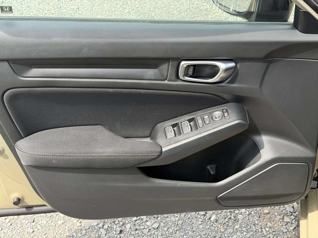 Used 2025 Honda Civic Sport image 17