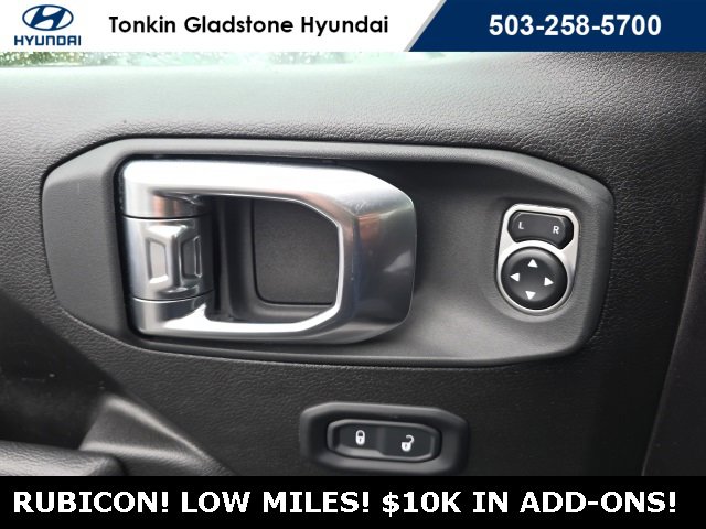 Used 2025 Jeep Wrangler Rubicon image 9