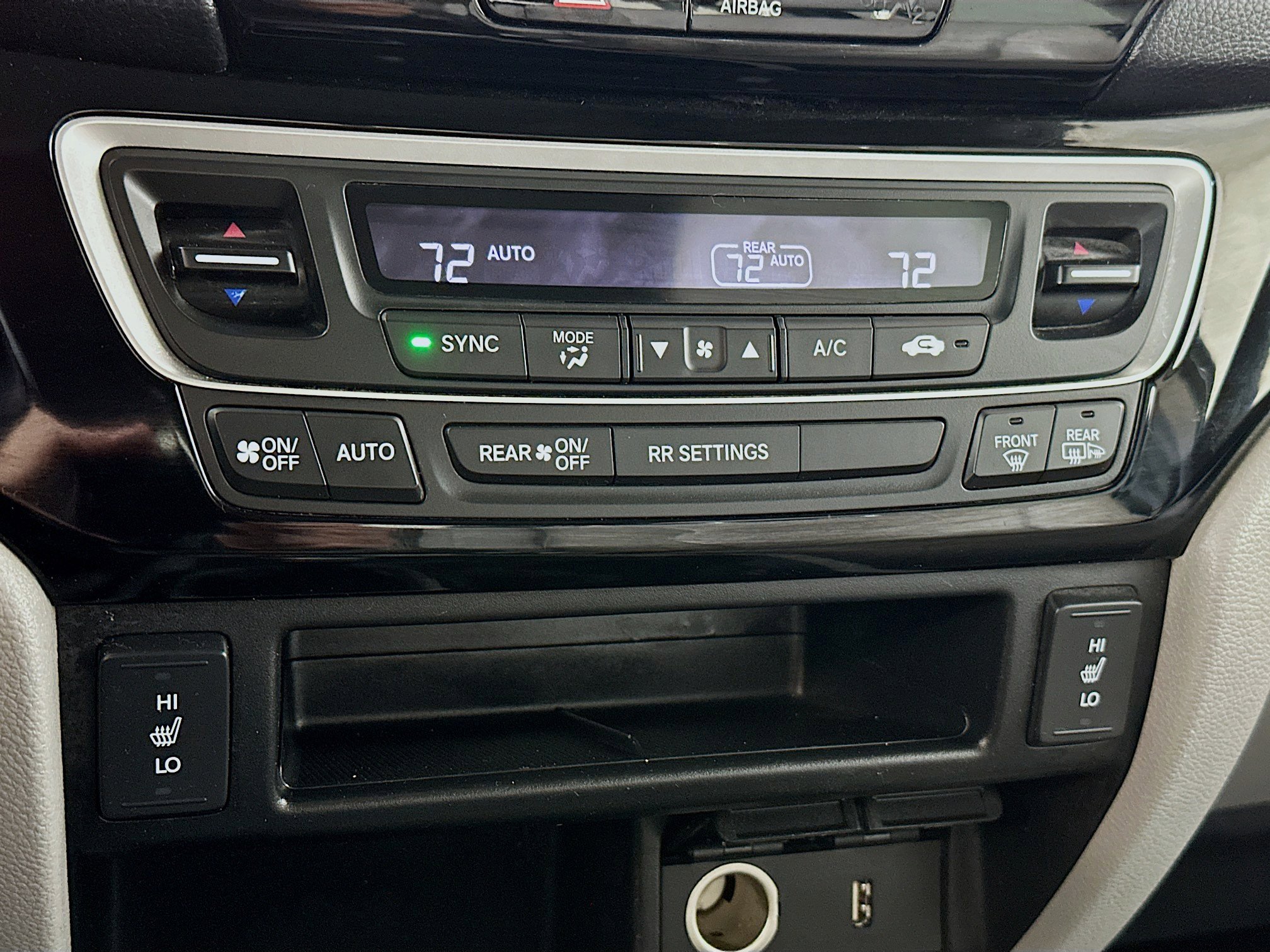 Used 2018 Honda Ridgeline RTL-E image 16