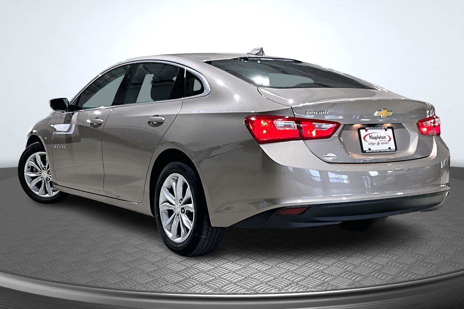 Used 2023 Chevrolet Malibu LT image 14