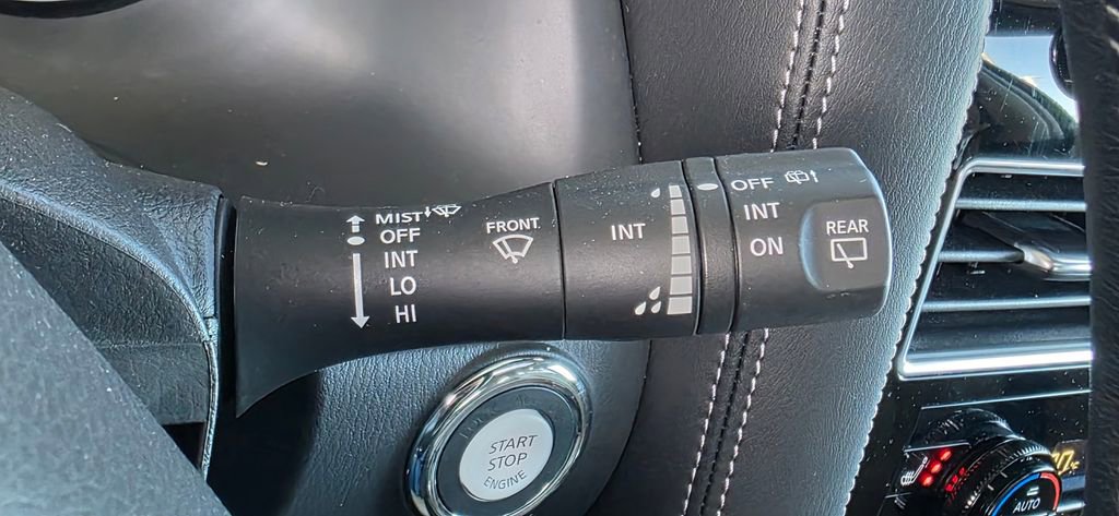 Used 2024 Nissan Armada SL w/ Captain's Chairs Package image 29