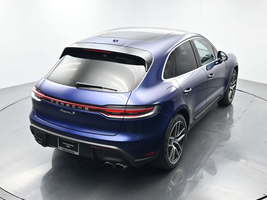 Certified 2022 Porsche Macan S image 38