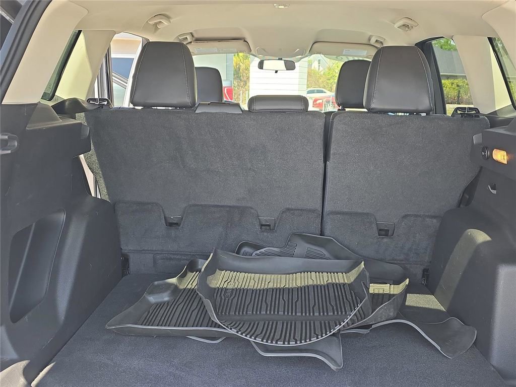 Used 2018 Ford Escape SEL image 26