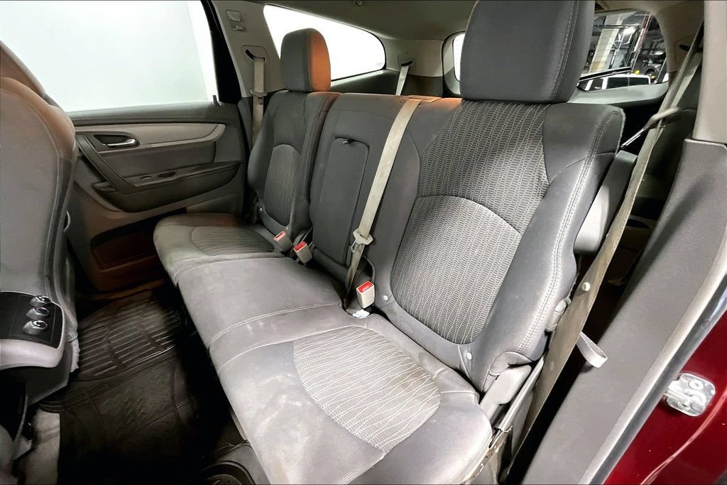 Used 2016 Chevrolet Traverse LT FWD image 31
