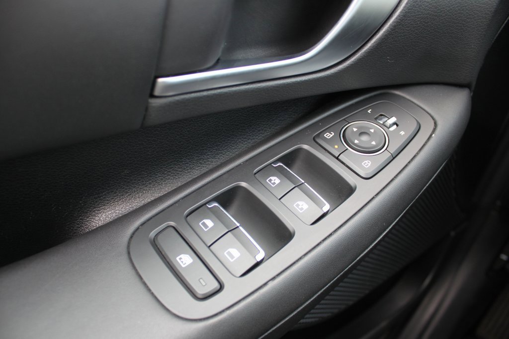 Used 2024 Hyundai Sonata SEL w/ Convenience Package image 12