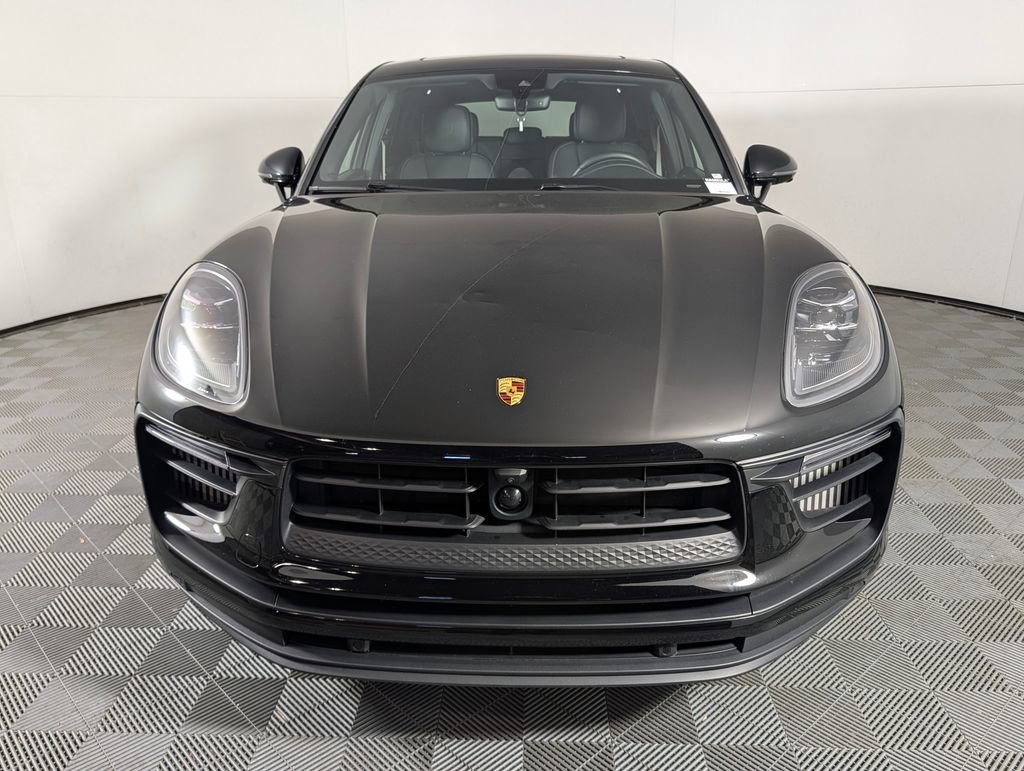Certified 2023 Porsche Macan S image 10