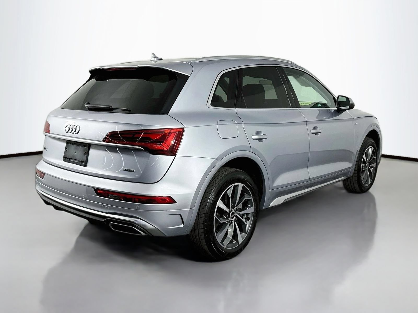Used 2023 Audi Q5 2.0T Premium w/ Convenience Package AWD/4WD image 7