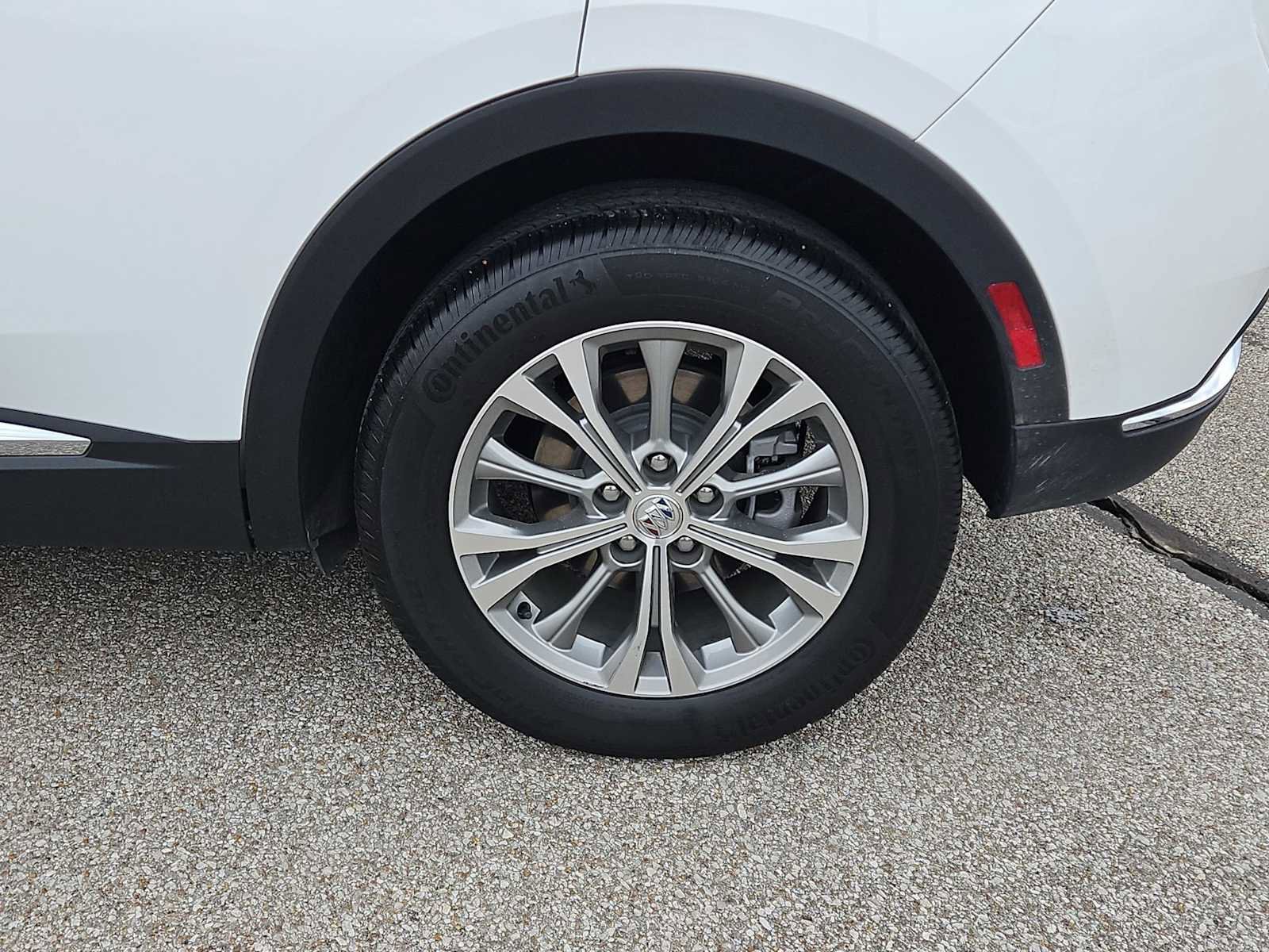 Used 2023 Buick Envision Preferred image 14