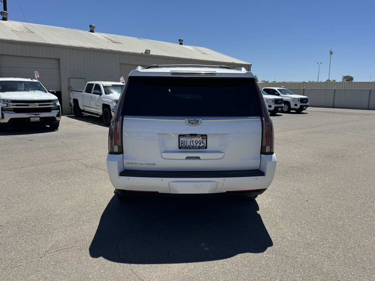 Used 2018 Cadillac Escalade ESV Premium Luxury AWD/4WD image 8