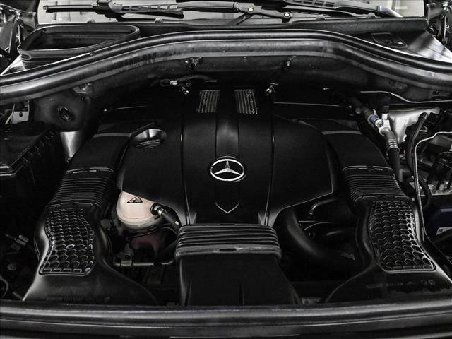 Used 2015 Mercedes-Benz GL 450 4MATIC image 26