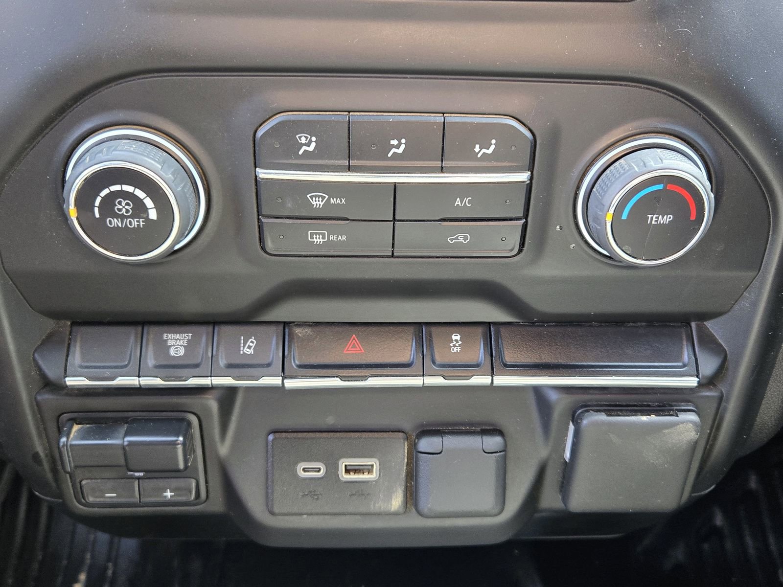 Used 2024 Chevrolet Silverado 3500 W/T w/ WT Convenience Package image 17