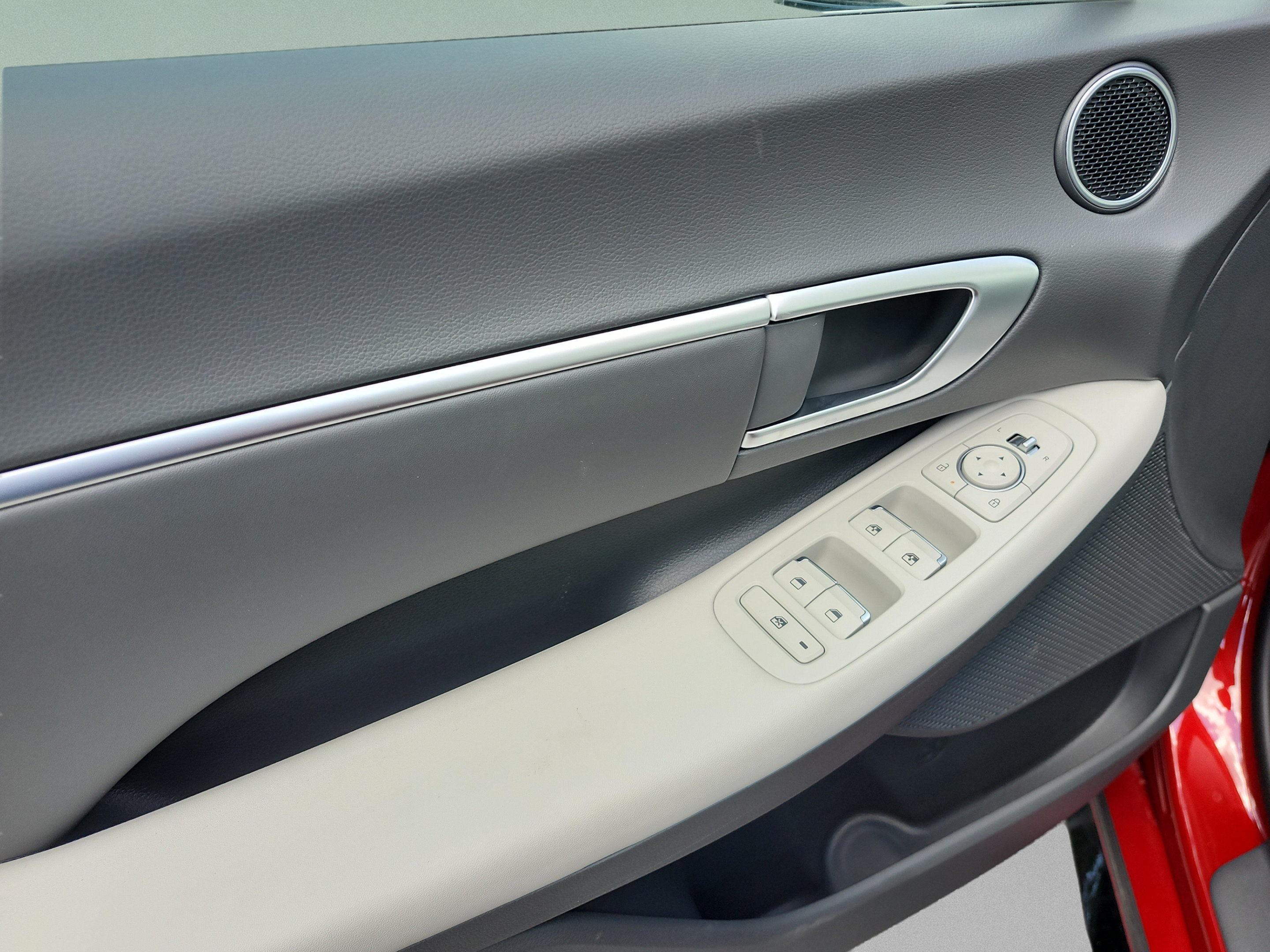 New 2026 Hyundai Sonata SEL FWD image 15